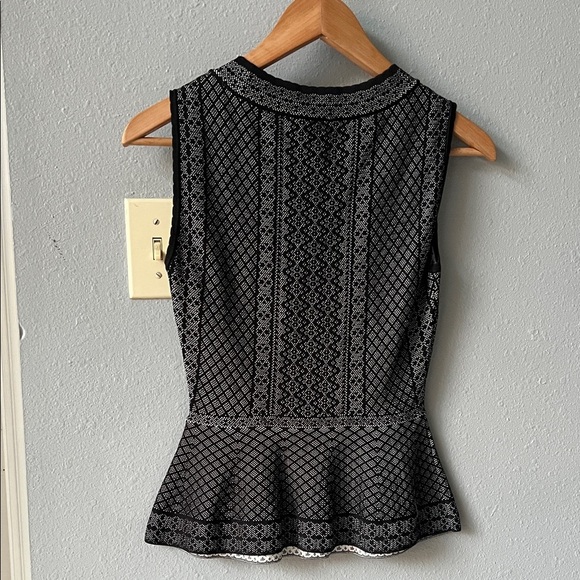 BCBGMAXAZRIA Jaylenne Peplum Top - Picture 4 of 5